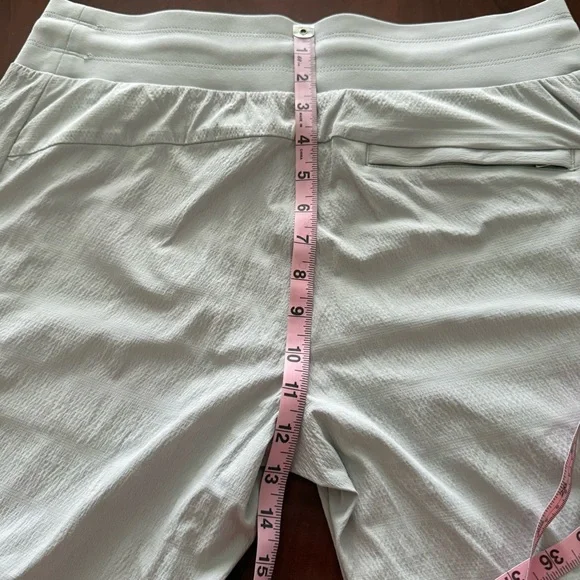Athleta Joggers Gray Pull-on Pants Drawstring Women’s Size 12P - Picture 10 of 15